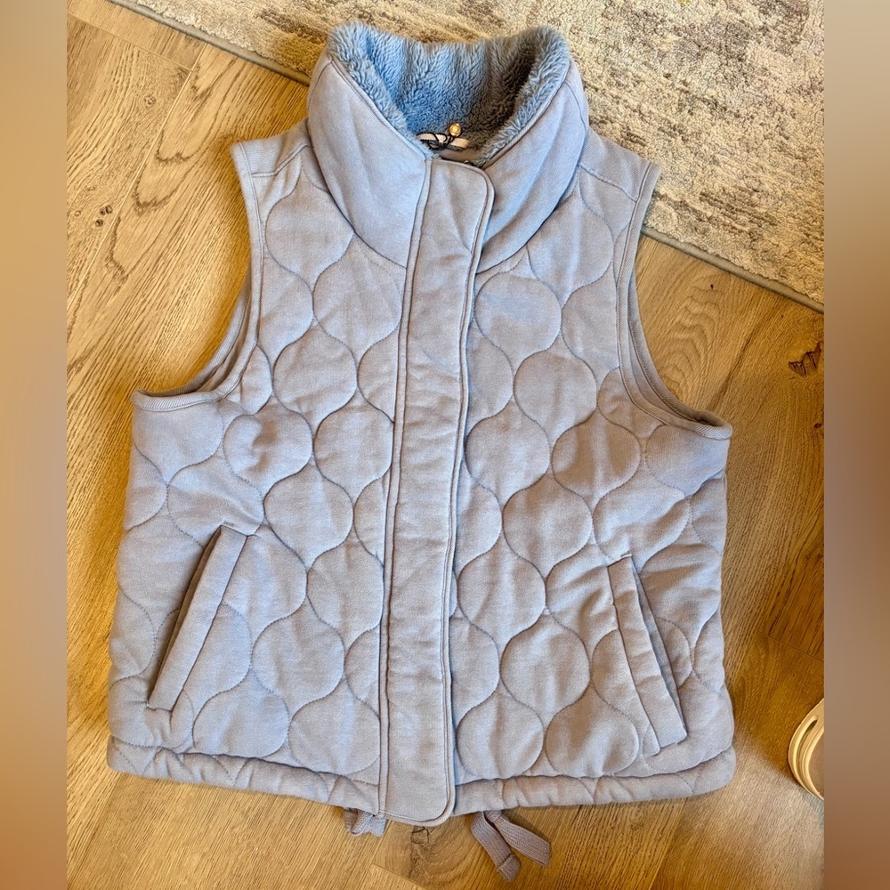 Calia by Carrie Underwood Quilted Vest Sz Small